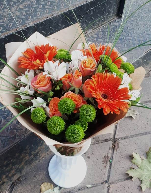 Букет цветов из: Герберы, Хризантемы, Альстромерии и Розы в Чурапче