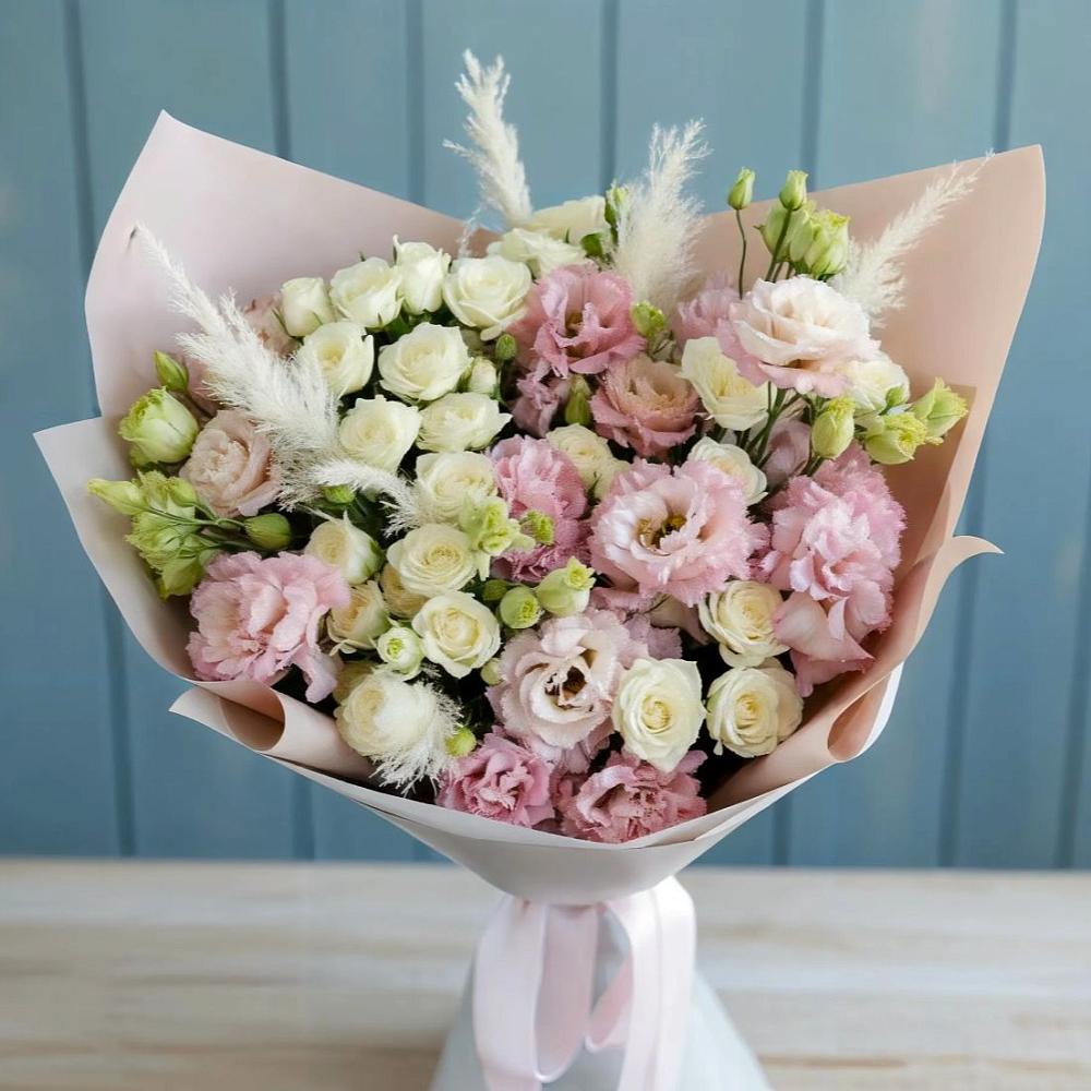 Букет цветов из: Альстромерии и Розы в Чурапче