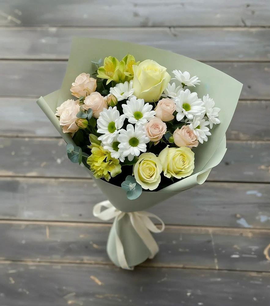 Букет цветов из: Альстромерии, Розы и Хризантемы в Чурапче