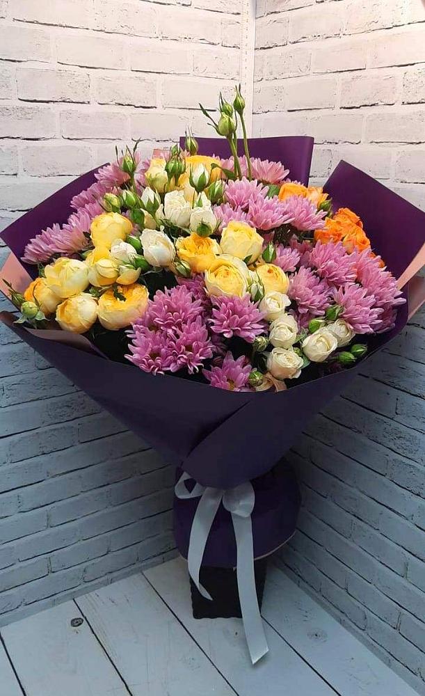 Букет цветов из: Хризантемы и Розы в Чурапче