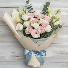 Букет цветов из:  Лизиантусы в Чурапче