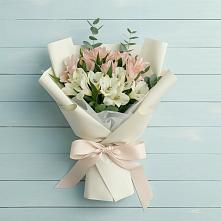 Букет цветов из:  Альстромерии #REPLACE_PRED# Чурапче