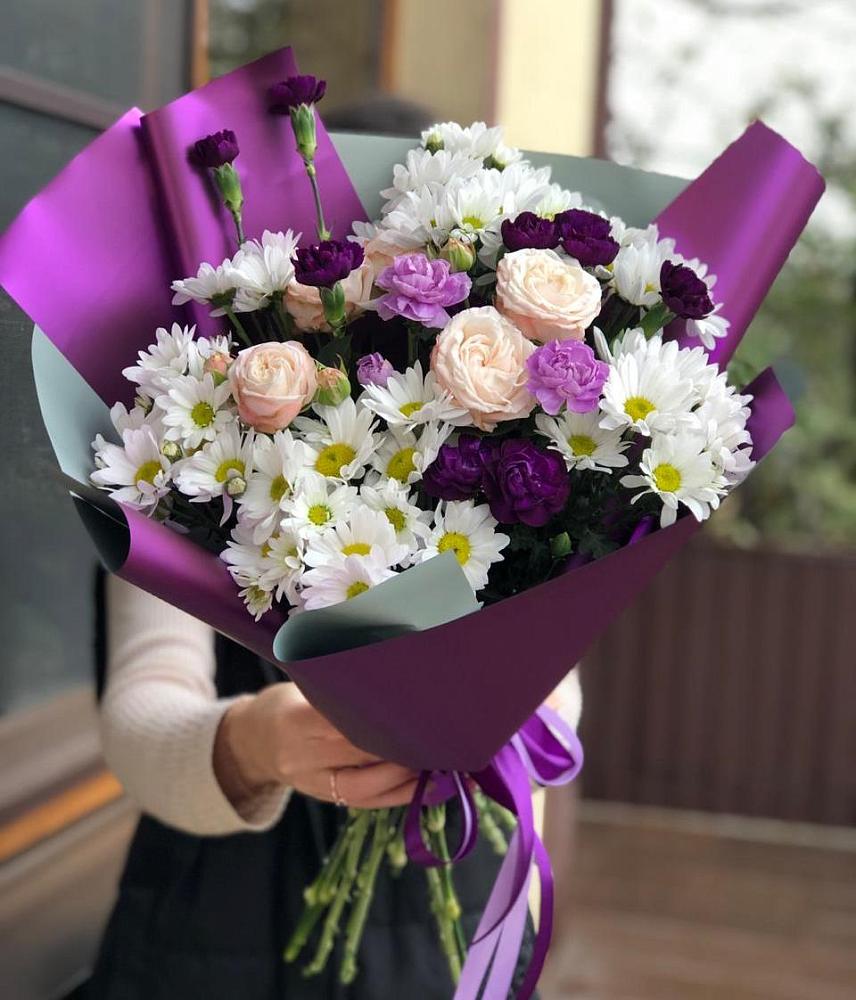 Букет цветов из: Хризантемы, Гвоздики и Розы в Чурапче