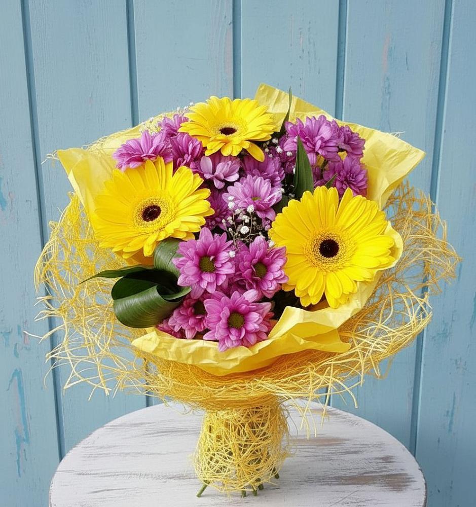 Букет цветов из: Хризантемы и Герберы в Чурапче