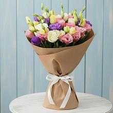 Букет цветов из:  Лизиантусы в Чурапче