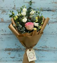 Букет цветов из:  Розы и Лизиантусы #REPLACE_PRED# Чурапче